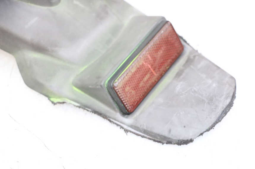 photo de PARALAMA TRASEIRO HONDA CBF 125 (2009 - 2015) - Zoom do estado de desgaste