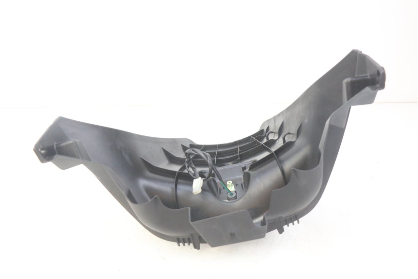 photo de PARALAMA TRASEIRO PEUGEOT CITYSTAR 125 (2011 - 2017) - Detalhe da peça