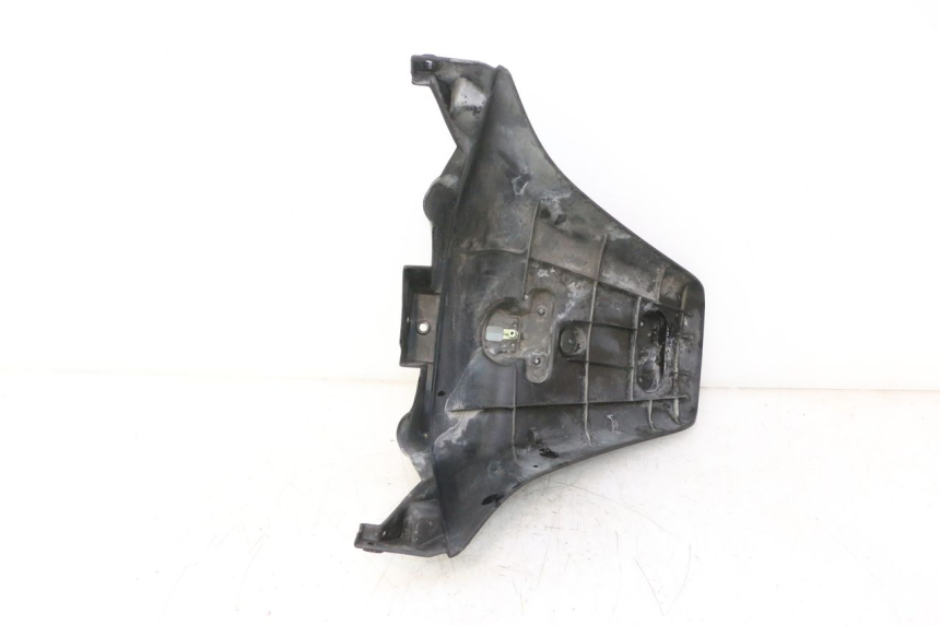 photo de PARALAMA TRASEIRO PEUGEOT CITYSTAR 125 (2011 - 2017) - Zoom do estado de desgaste