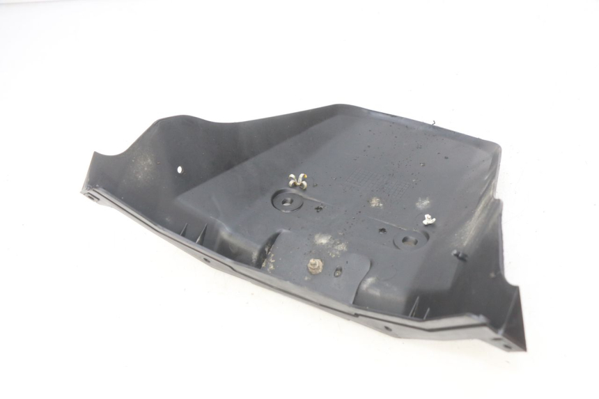 photo de PARALAMA TRASEIRO HONDA FES PANTHEON 2T 125 (1998 - 2002) - Detalhe da peça