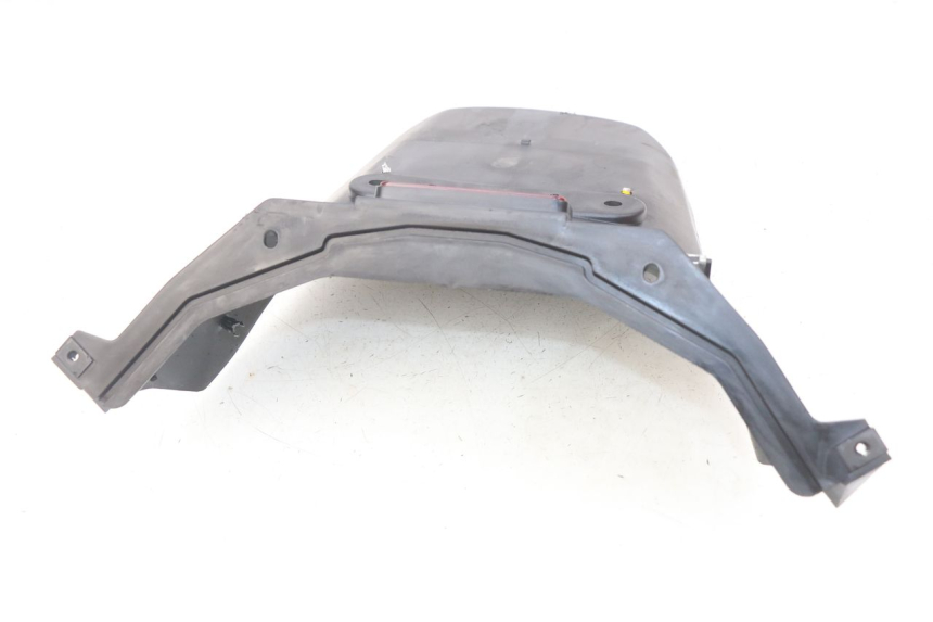 photo de PARALAMA TRASEIRO HONDA FES PANTHEON 2T 125 (1998 - 2002) - Zoom do estado de desgaste