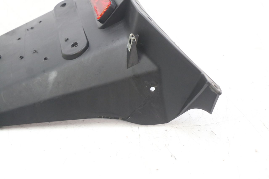 photo de PARALAMA TRASEIRO HONDA FES PANTHEON 2T 125 (1998 - 2002) - Zoom do estado de desgaste