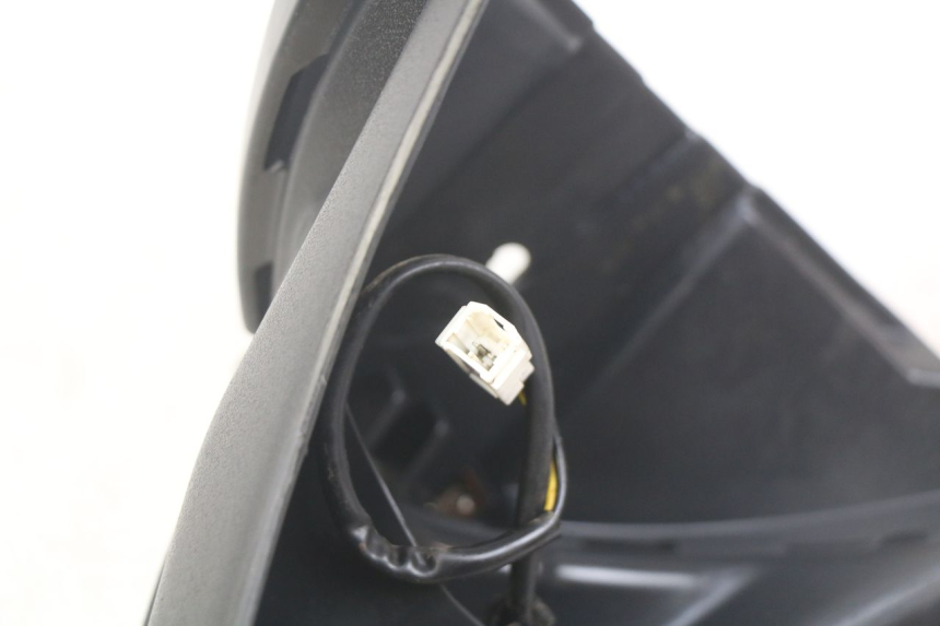 photo de PARALAMA TRASEIRO PIAGGIO FLY 4T 50 (2013 - 2017) - Detalhe da peça