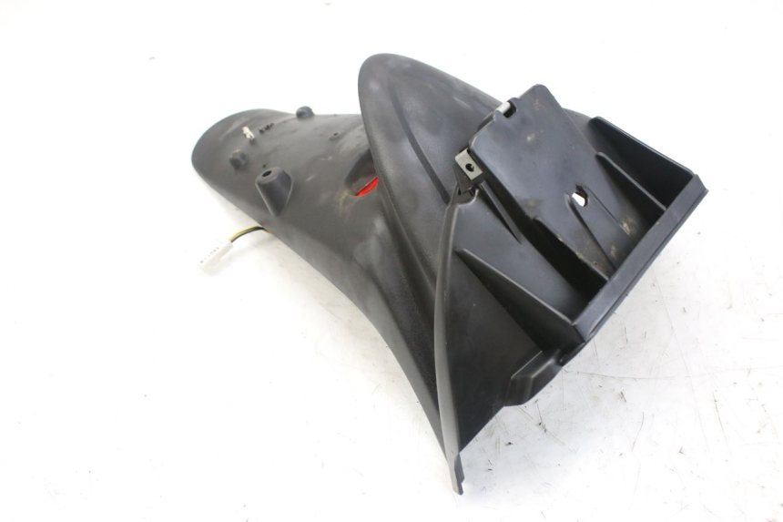 photo de PARALAMA TRASEIRO PIAGGIO FLY 4T 50 (2013 - 2017) - Pontos de fixação