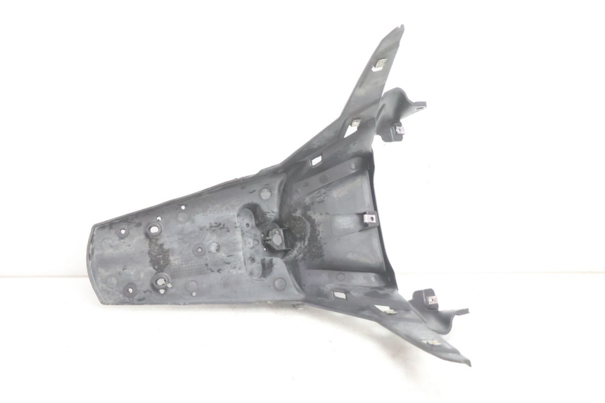 photo de PARALAMA TRASEIRO GILERA GP 800 (2007 - 2013) - Inspeção visual