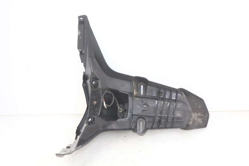 photo de PARALAMA TRASEIRO SYM GTS EFI 125 (2012 - 2016) - Zoom do estado de desgaste