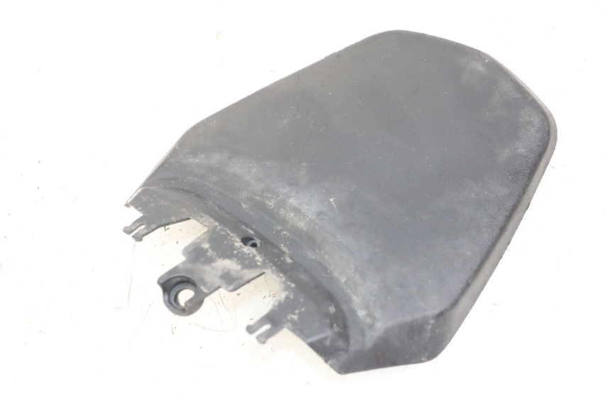 photo de PARALAMA TRASEIRO PEUGEOT KISBEE 4T 50 (2010 - 2017) - Zoom do estado de desgaste