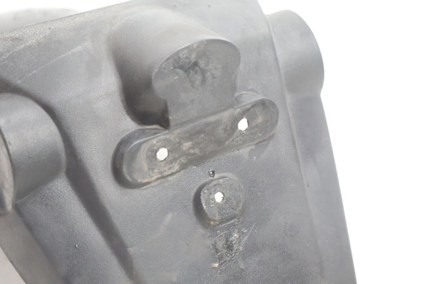 photo de PARALAMA TRASEIRO PEUGEOT KISBEE 4T 50 (2010 - 2017) - Zoom do estado de desgaste