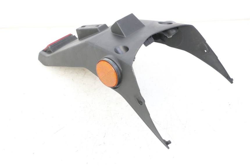photo de PARALAMA TRASEIRO KYMCO PEOPLE S 125 (2000 - 2008) - Outro ângulo de visão