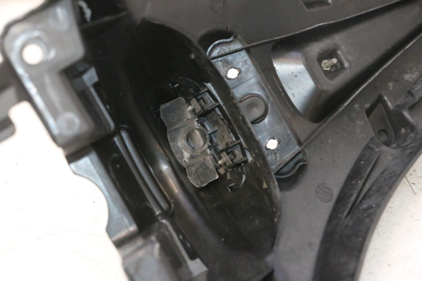 photo de PARALAMA TRASEIRO PIAGGIO LIBERTY IGET 4T 50 (2021 - 2025) - Marcações e referências