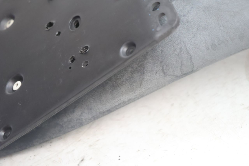 photo de PARALAMA TRASEIRO PIAGGIO LIBERTY 125 (1998 - 2008) - Pontos de fixação