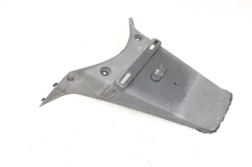 photo de PARALAMA TRASEIRO KYMCO LIKE 125 (2009 - 2016) - Pontos de fixação