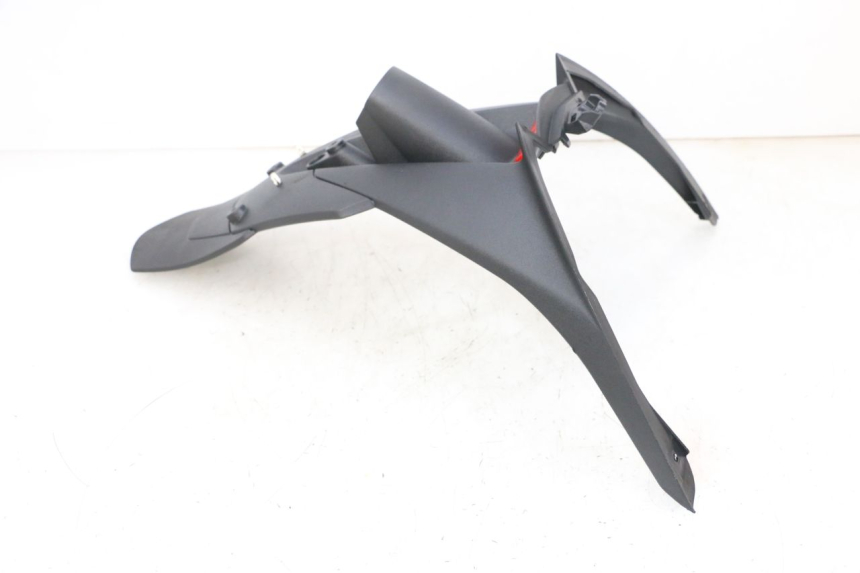 photo de PARALAMA TRASEIRO PIAGGIO MP3 HPE 300 (2019 - 2026) - Pontos de fixação