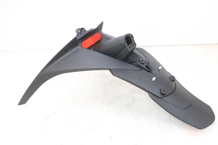 photo de PARALAMA TRASEIRO PIAGGIO MP3 HPE 300 (2019 - 2026) - Peça verificada