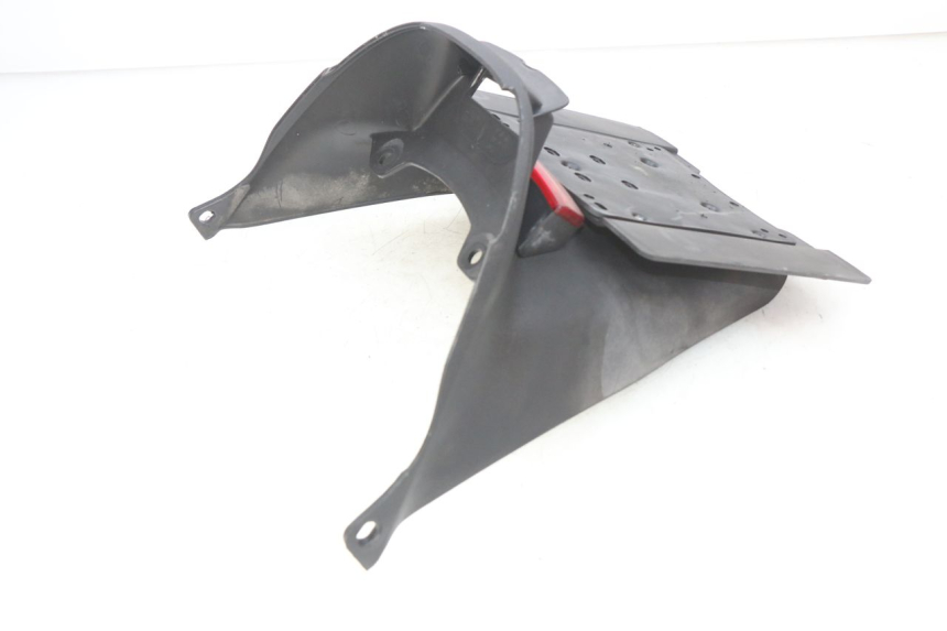 photo de PARALAMA TRASEIRO PIAGGIO MP3 LT 300 (2010 - 2016) - Zoom do estado de desgaste
