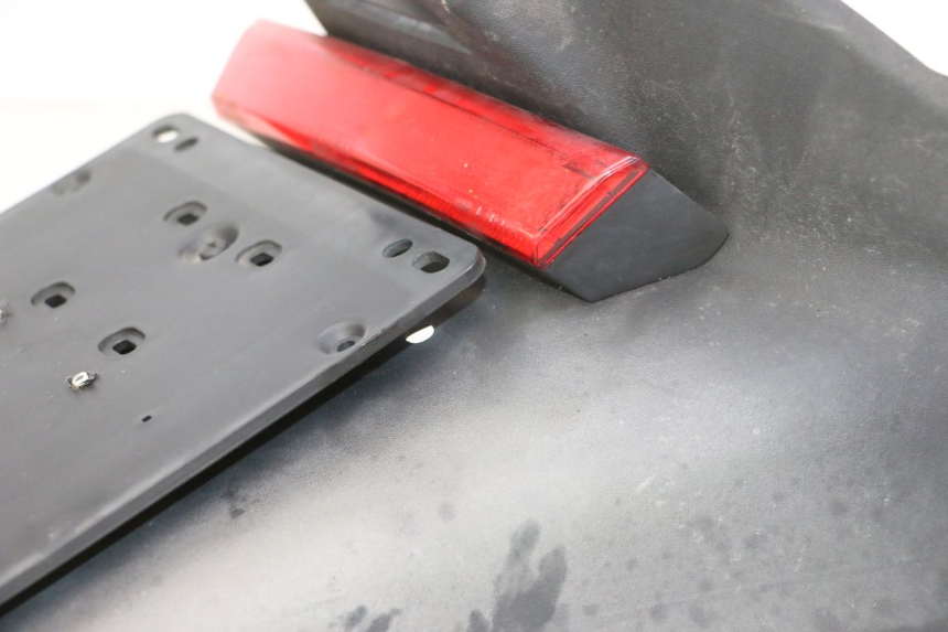 photo de PARALAMA TRASEIRO PIAGGIO MP3 RL 250 (2006 - 2010) - Ampliação técnica