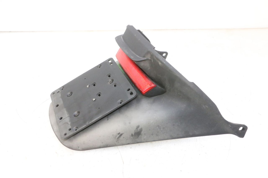 photo de PARALAMA TRASEIRO PIAGGIO MP3 RL 250 (2006 - 2010) - Estado da superfície