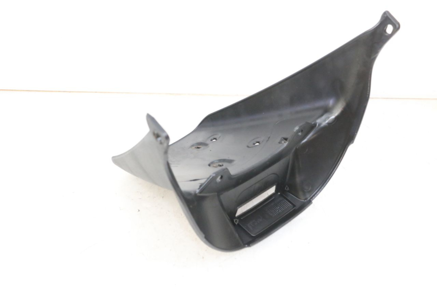 photo de PARALAMA TRASEIRO PIAGGIO MP3 RL 250 (2006 - 2010) - Detalhe da peça