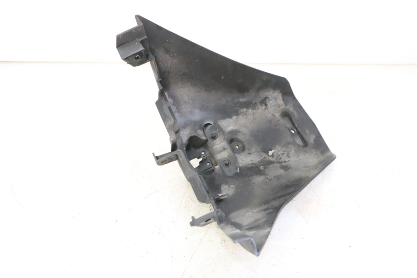 photo de PARALAMA TRASEIRO PEUGEOT SATELIS 125 (2010 - 2012) - Detalhe da peça