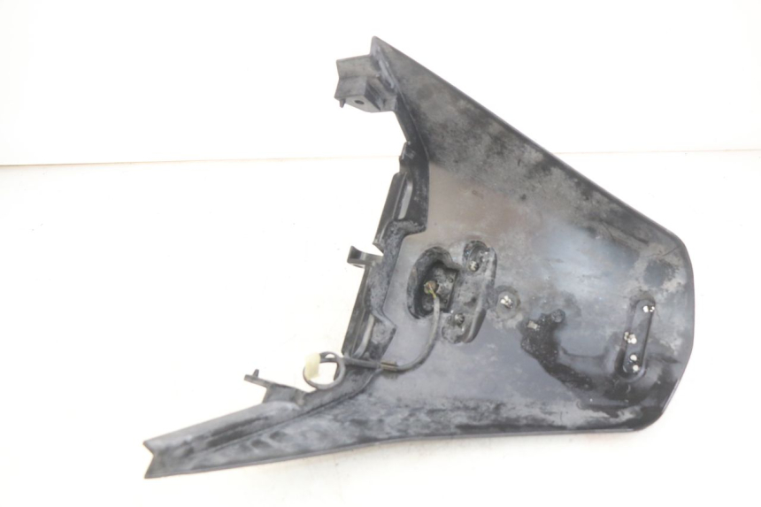 photo de PARALAMA TRASEIRO PEUGEOT SATELIS 125 (2006 - 2009) - Detalhe da peça