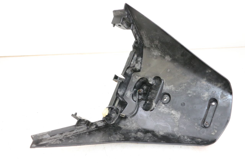 photo de PARALAMA TRASEIRO PEUGEOT SATELIS 125 (2010 - 2012) - Detalhe da peça