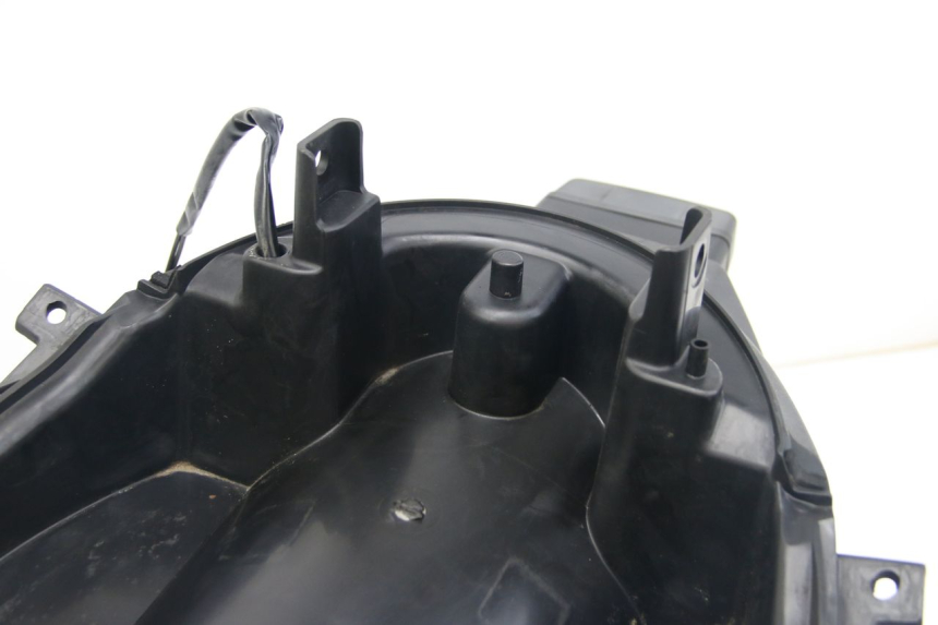 photo de PARALAMA TRASEIRO SUZUKI SIXTEEN 125 (2008 - 2010) - Ampliação dos componentes