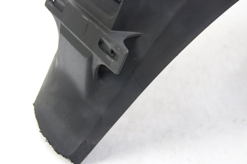 photo de PARALAMA TRASEIRO SUZUKI SIXTEEN 125 (2008 - 2010) - Pontos de fixação