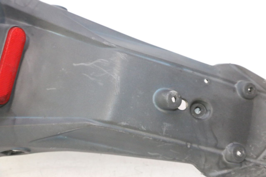 photo de PARALAMA TRASEIRO APRILIA SR 2T 50 (2012 - 2017) - Detalhe da peça