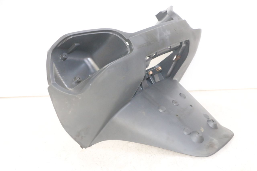 photo de PARALAMA TRASEIRO PIAGGIO SUPER LX 125 (2000 - 2003) - Pontos de fixação