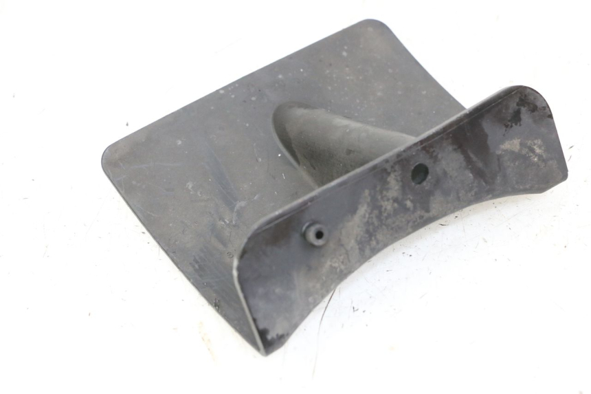 photo de PARALAMA TRASEIRO SUZUKI SV S 650 (1999 - 2002) - Detalhe da peça