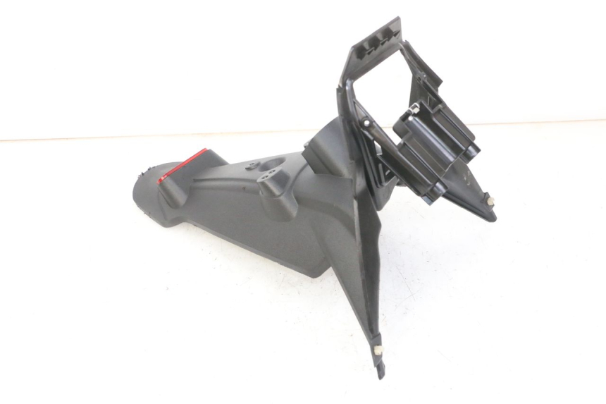 photo de PARALAMA TRASEIRO APRILIA SXR 50 (2021 - 2023) - Pontos de fixação