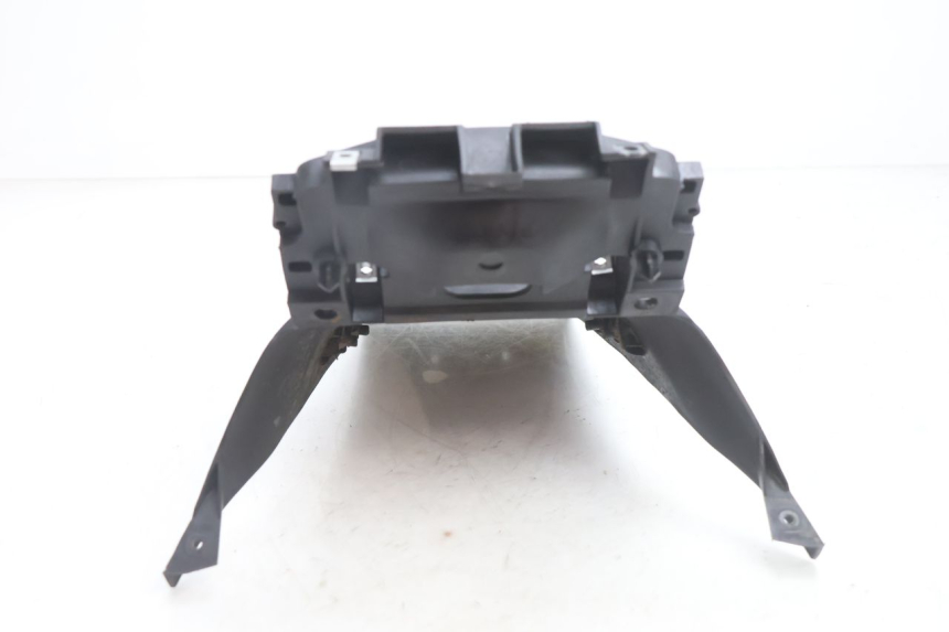 photo de PARALAMA TRASEIRO PIAGGIO TYPHOON 50 (2000 - 2009) - Pontos de fixação