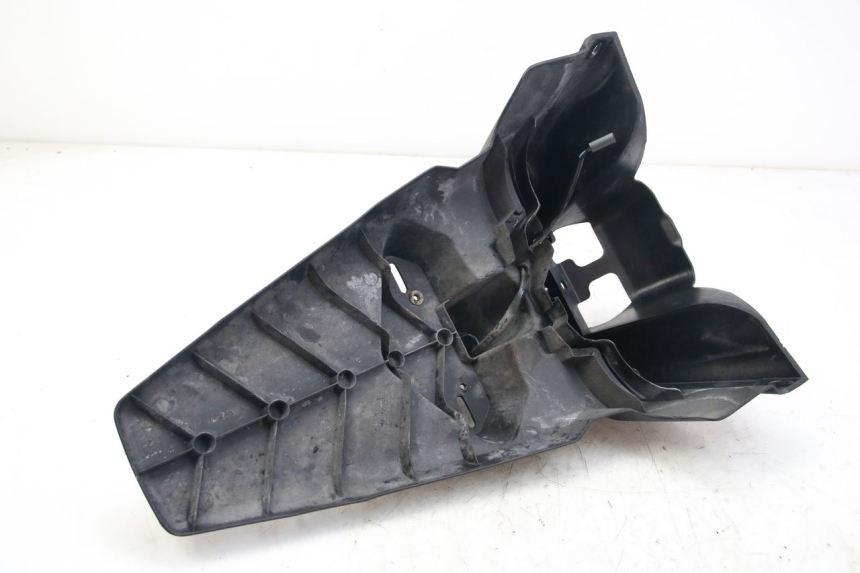 photo de PARALAMA TRASEIRO YAMAHA XMAX X-MAX 125 (2006 - 2009) - Pontos de fixação