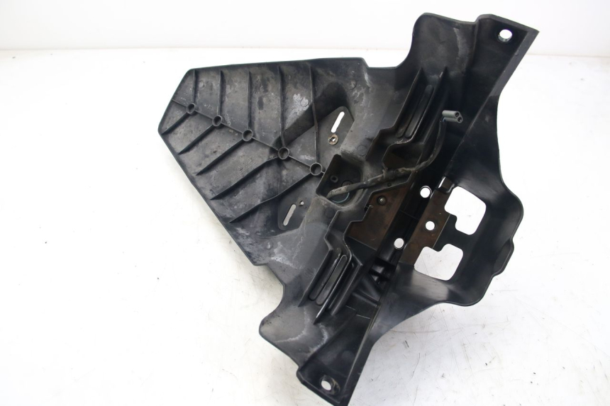 photo de PARALAMA TRASEIRO YAMAHA XMAX X-MAX 125 (2006 - 2009) - Peça verificada