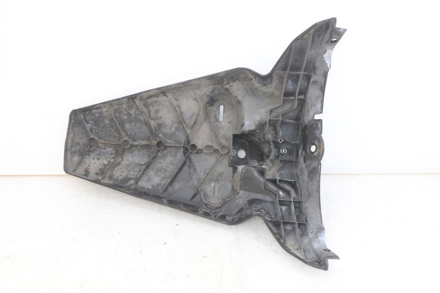 photo de PARALAMA TRASEIRO YAMAHA X-MAX XMAX 125 (2010 - 2013) - Detalhe da peça