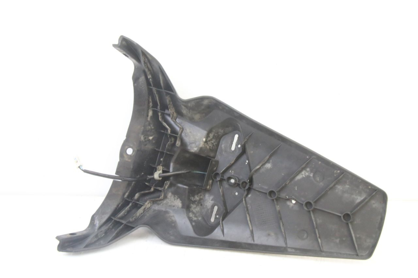 photo de PARALAMA TRASEIRO YAMAHA X-MAX XMAX 125 (2010 - 2013) - Pontos de fixação