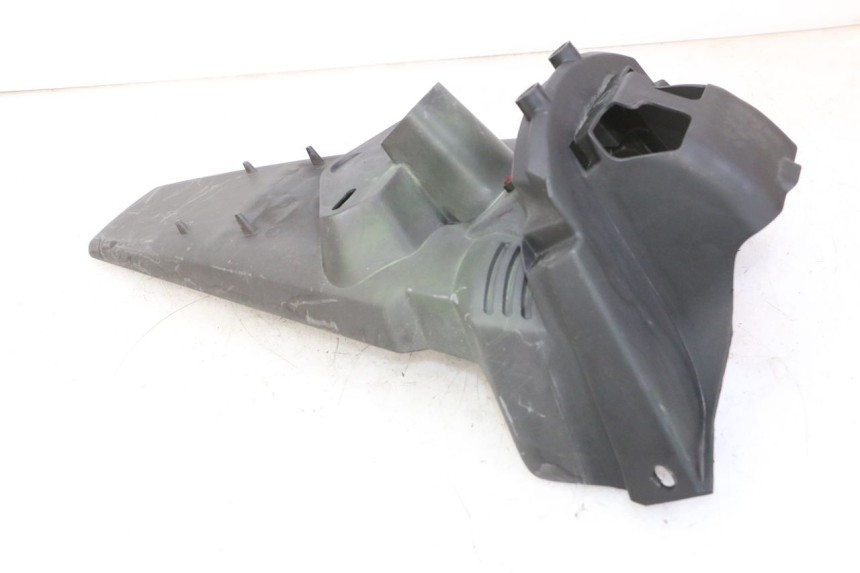 photo de PARALAMA TRASEIRO YAMAHA X-MAX XMAX 250 (2006 - 2009) - Ampliação técnica