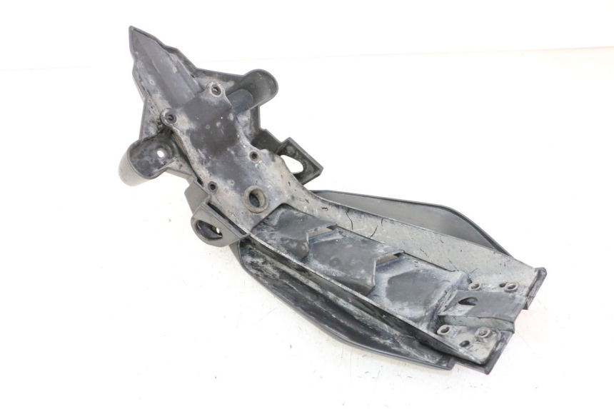 photo de PARALAMA TRASEIRO YAMAHA XJ6 ABS 600 (2008 - 2016) - Detalhe da peça