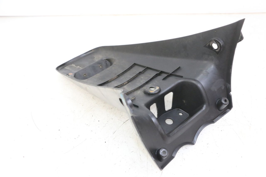 photo de PARALAMA TRASEIRO YAMAHA NEOS NEO'S 4T 50 (2008 - 2016) - Zoom do estado de desgaste