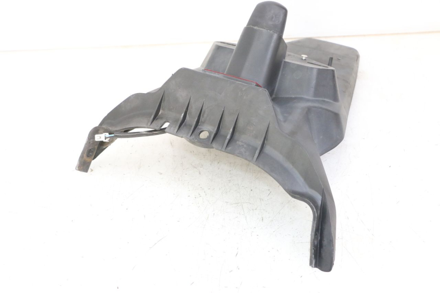 photo de PARALAMA TRASEIRO YAMAHA X-MAX XMAX ABS 250 (2010 - 2014) - Outro ângulo de visão