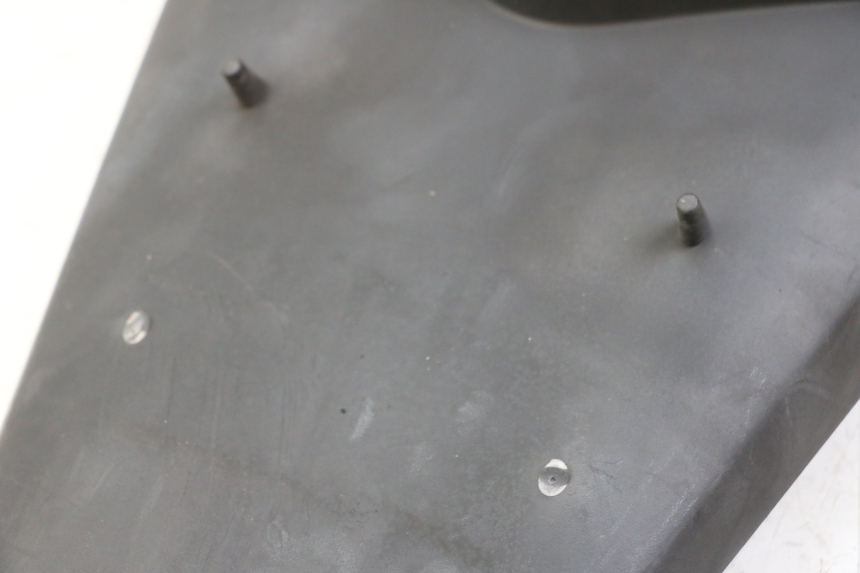 photo de PARALAMA TRASEIRO YAMAHA X-MAX XMAX ABS 250 (2010 - 2014) - Pontos de fixação