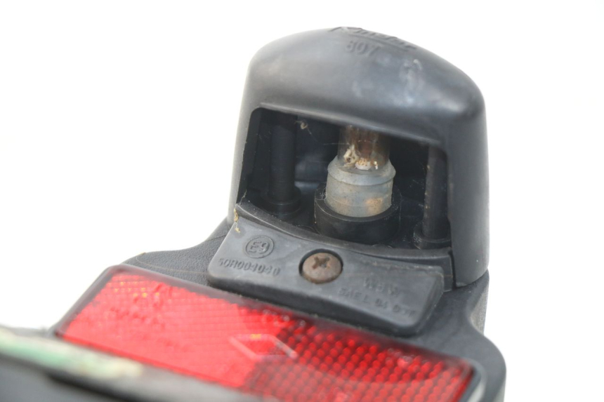 photo de PARALAMA TRASEIRO YAMAHA YP MAJESTY 125 (2007 - 2010) - Detalhe da peça