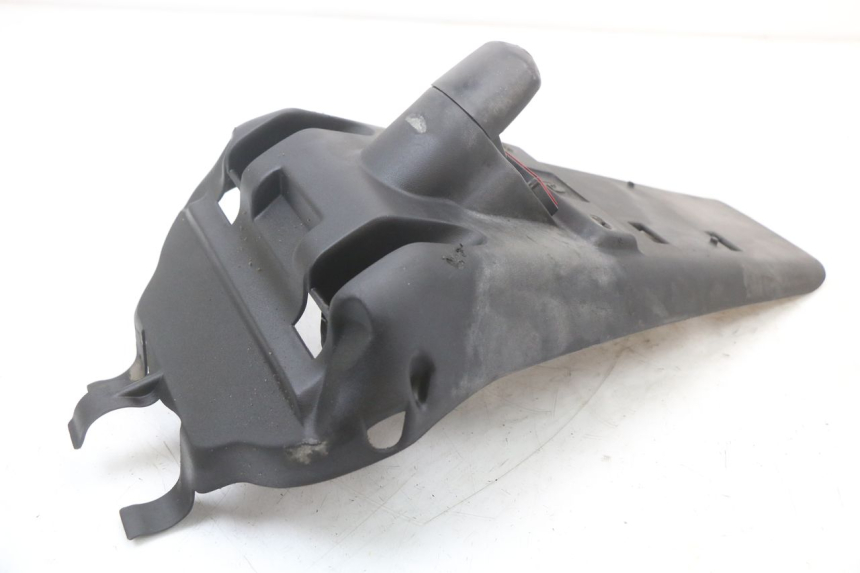 photo de PARALAMA TRASEIRO YAMAHA YP MAJESTY 125 (2002 - 2006) - Outro ângulo de visão