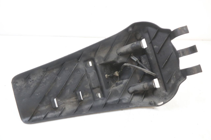 photo de PARALAMA TRASEIRO YAMAHA YP MAJESTY 125 (2002 - 2006) - Vista geral