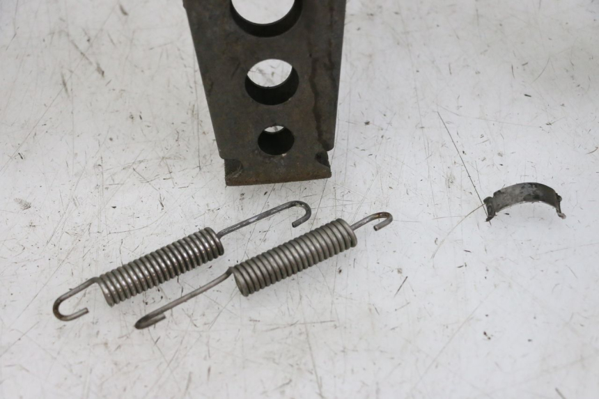 photo de Cavalete central BMW C1 125 (2000 - 2003) - Pontos de fixação