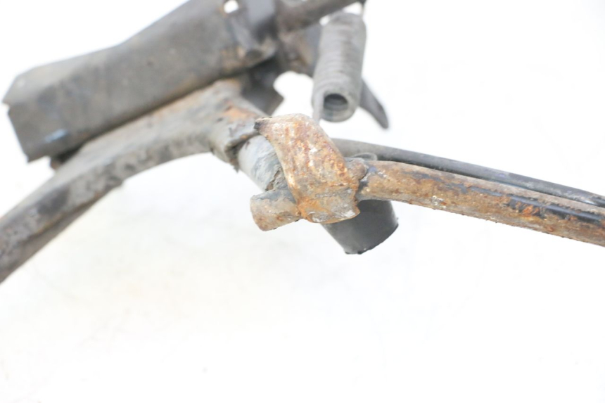 photo de Cavalete central PEUGEOT ELYSTAR 50 (2002 - 2014) - Outro ângulo de visão