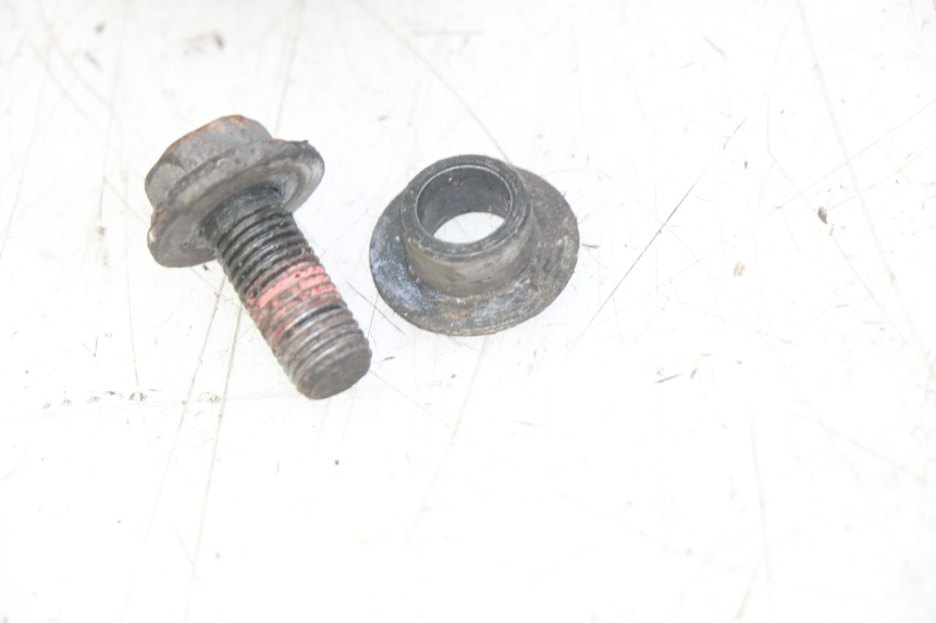 photo de Cavalete Central HONDA FES PANTHEON 2T 125 (1998 - 2002) - Detalhes característicos