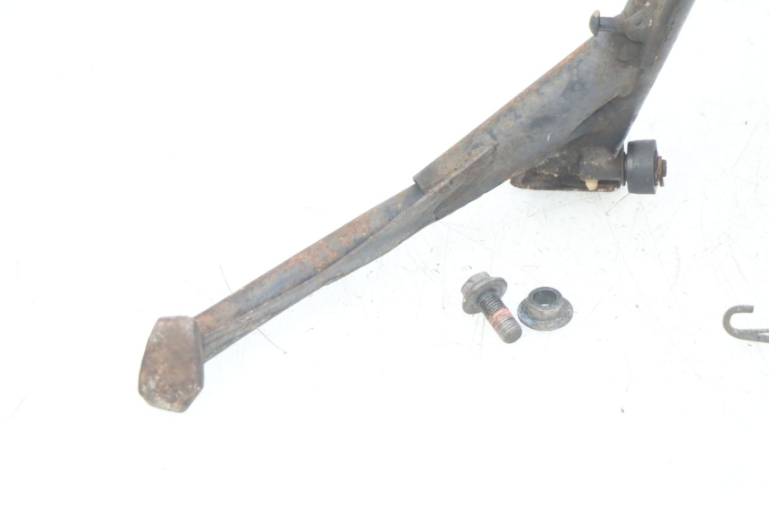 photo de Cavalete Central HONDA FES PANTHEON 2T 125 (1998 - 2002) - Peça verificada