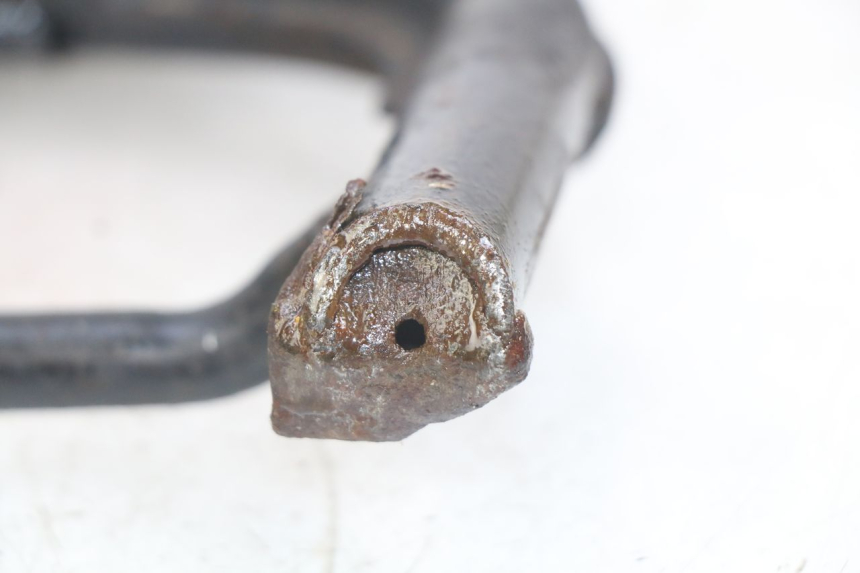photo de CAVALLETE CENTRAL SYM GTS EFI 125 (2012 - 2016) - Ampliação técnica