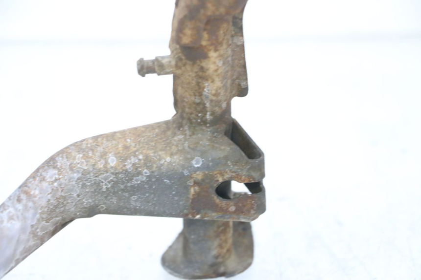 photo de Cavalete central SYM GTS EVO 125 (2009 - 2013) - Pontos de fixação
